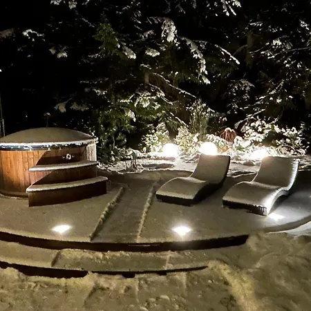 Romantic Cozy House Kirzacinas Pirts With Sauna Close To Seaside Skulte  Exterior photo